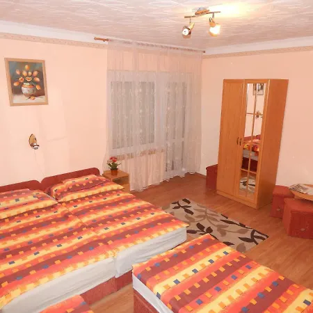 Hotel Gabriella Vendeghaz *